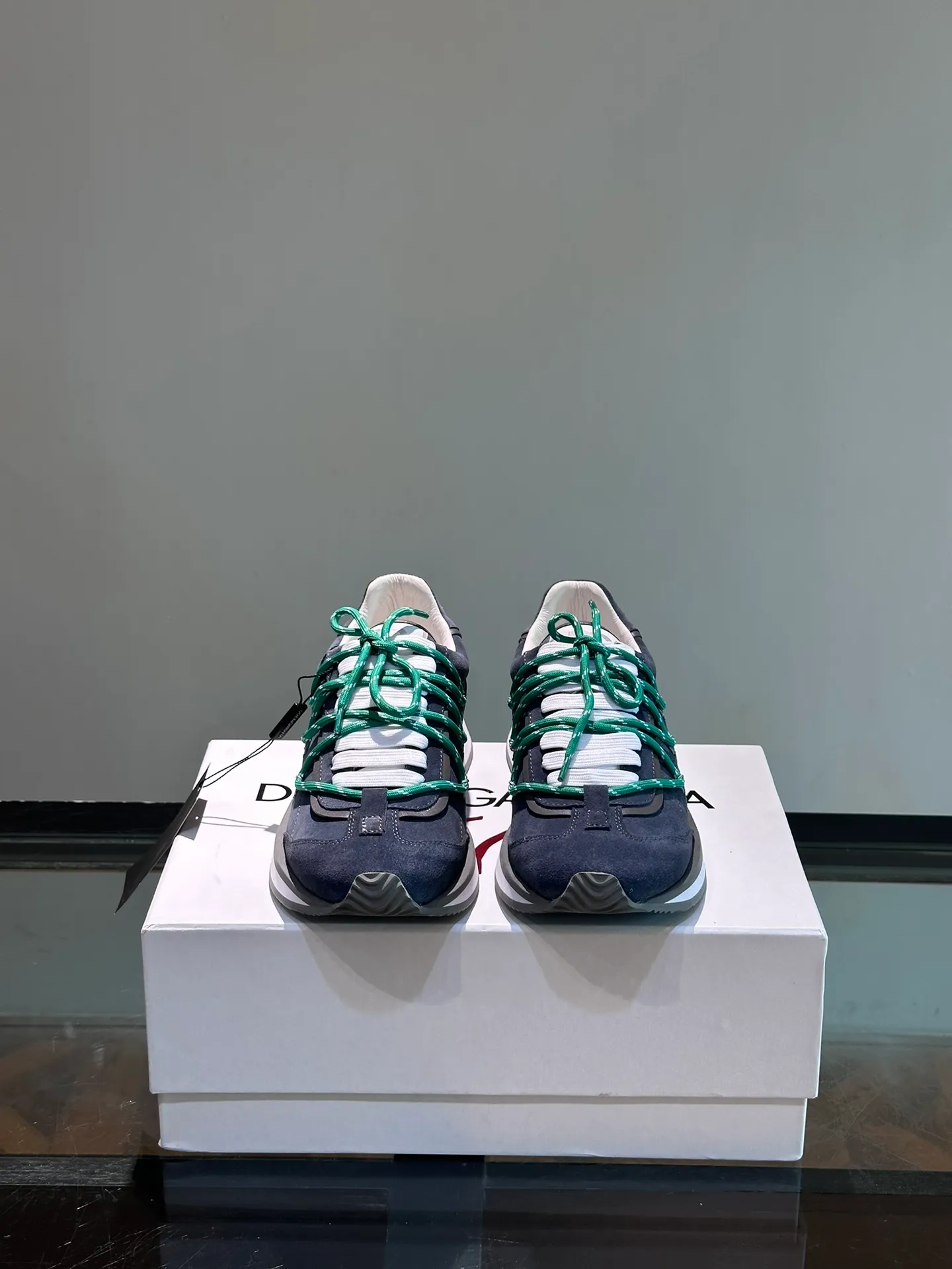 Men's shoes 💰p460 "DG" new men's casual sports shoes! The contrasting color design is eye-catching, fashionable and versatile, and can add luster to various looks. The exquisite design with unique dynamic vitality and modern atmosphere shows modern elegance. Size: 38-44 (45 customized)
